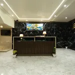 Opo Hotel Dior
